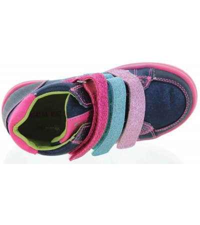 Boots for kids with good foot support European 