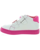 Support high tops shoes for a girl