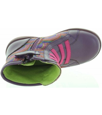 Purple leather boots for girls from Spain that are designer 
