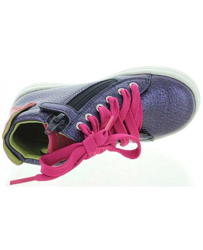 Boots with high top for girls from Europe