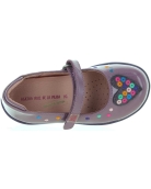 Posture shoes for girls that support ankles from Spain