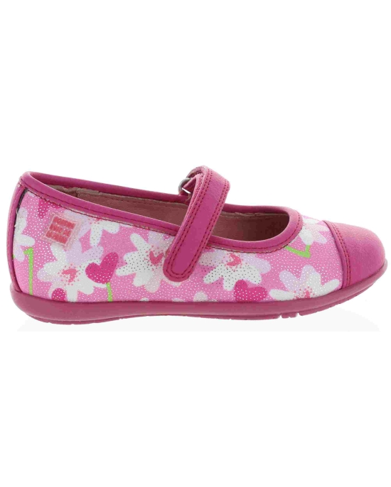 Narrow feet girls with pink shoes ortho support 