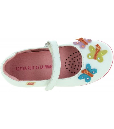 Spanish shoes for a girl in white leather 