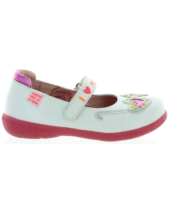 Child perfect toddler shoes with good support 