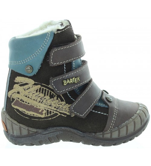 Winter boots for boys in brown leather 