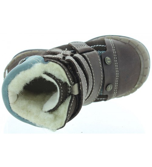 Winter boots for boys in brown leather 