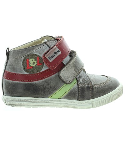 Leather boots ankle supportive for child with pigeon toes