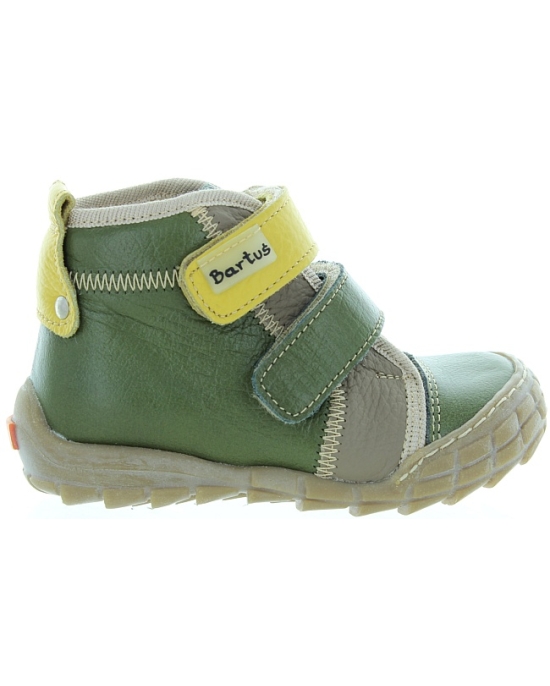 Special high tops for boys with support 