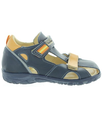 Closed toe ankle high boys pigeon toe sandals