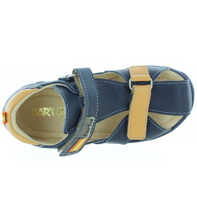 Older boys sandals for summer for pigeon toe