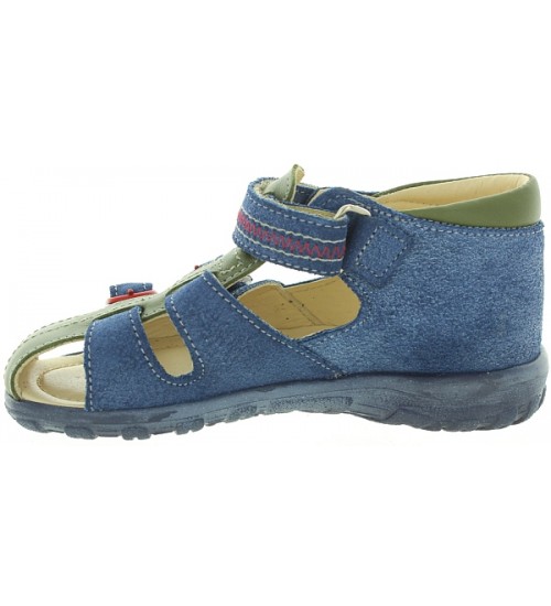 Shoes suggested by doctor for children