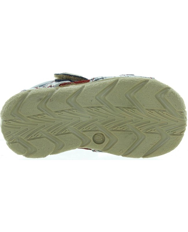 Baby sandals with high arches that are extra wide 
