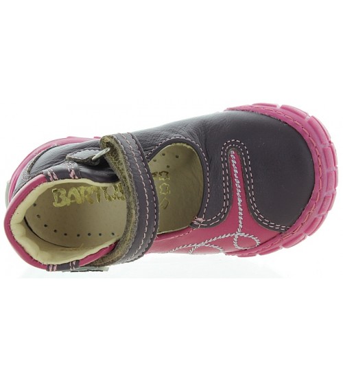Flat kids feet overpronation that are special 