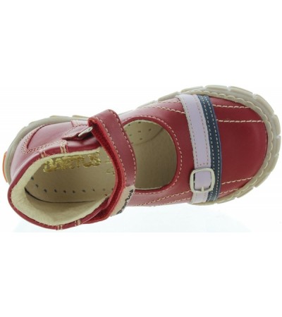 Shoes for a child with weak ankles and fallen arches