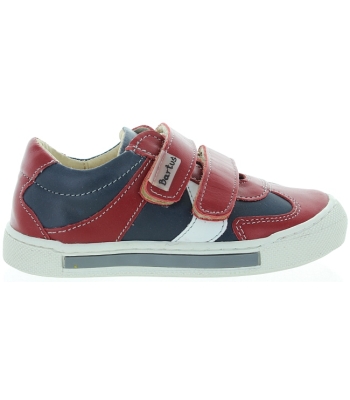 Sneakers for kids with flat feet 