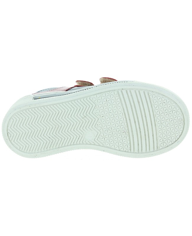 Correct pigeon feet for toddlers best sneakers