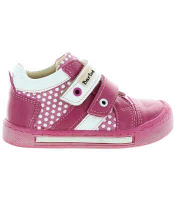 Left Foot Turning Inwards Best Shoes for Child | Toe In Corrective