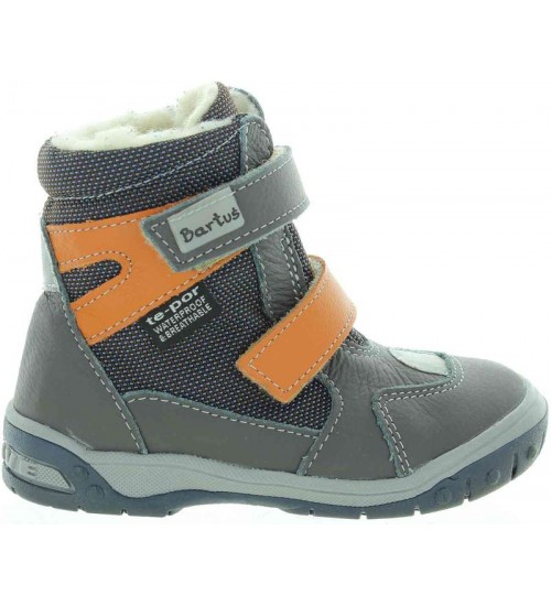 Boots for kids online warm for snow 