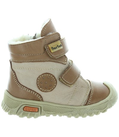 Children footwear with best support for foot correction 