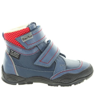 Snow boots for child with weak ankles 