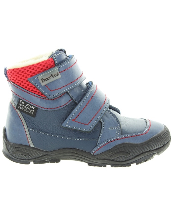 Snow boots for child with weak ankles 