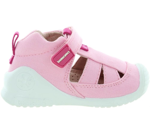 Canvas Summer with orthopedic support for a baby