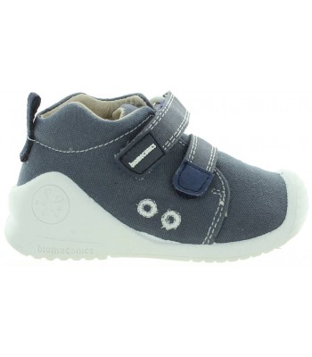 Child with flat feet quality canvas sneakers 