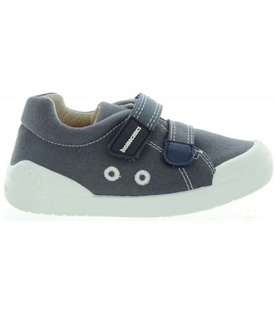 Boys canvas shoes for wide feet and high instep