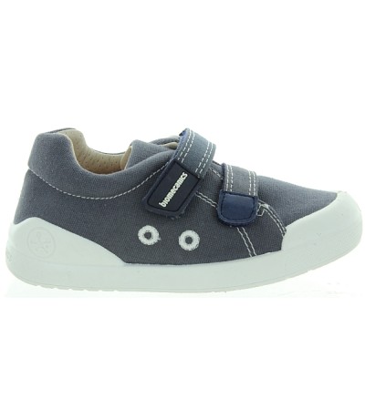 Boys canvas shoes for wide feet and high instep