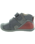 Baby soft shoes biomecanics with good support 
