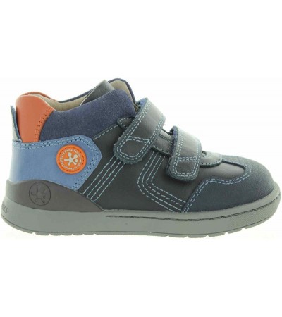 Toddlers best boots recommended for winter 