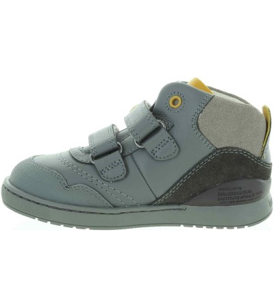 Toddlers with thick wide feet best boots