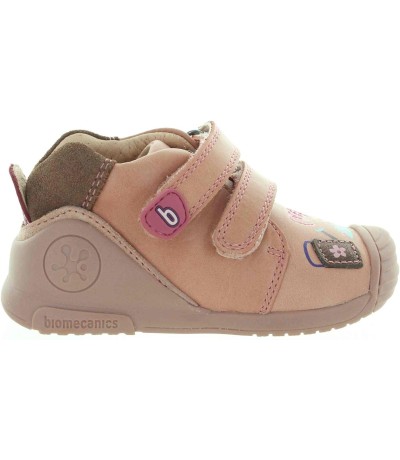Baby pink leather shoes from Spain 