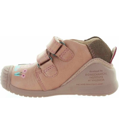 Shoes from Spain for baby in pink