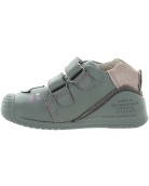 Sort gray leather shoes for a baby girl with support 