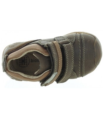 Child with weak ankles best sneakers 