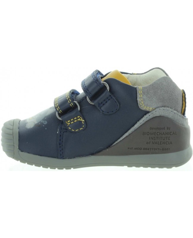 Toddler baby sneakers with ankle support by Biomecanics