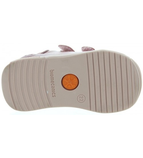 Biomecanics athletic pink shoes for child