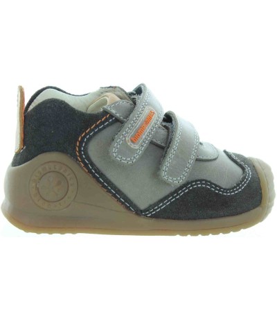 Tall shoes for kids with weak ankles Tall shoes for kids with weak ankles