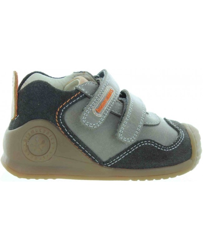 Shoes for kids with weak ankles 