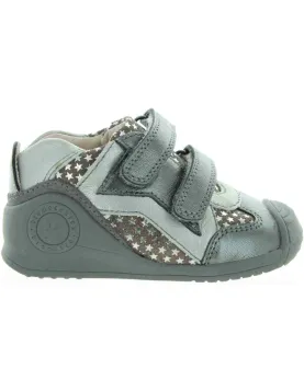 Pompra Gray
