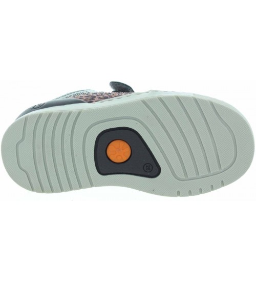 Ankle boots for a child that will restore feet