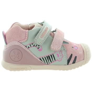 Sneakers for a baby with arches that are designer