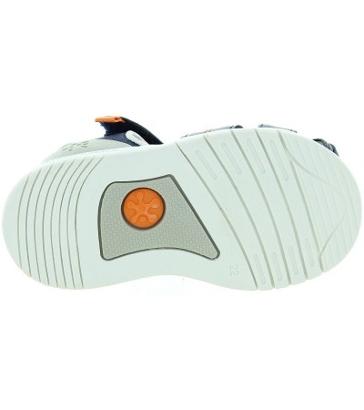 Closed toe boys sandals from Spain