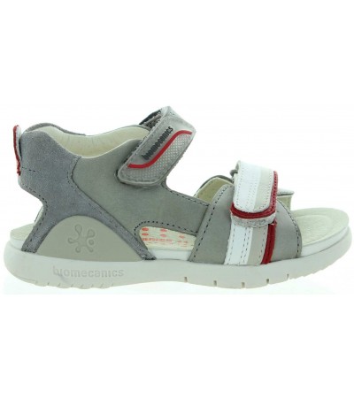 Sandals for a boy from Europe with arches 