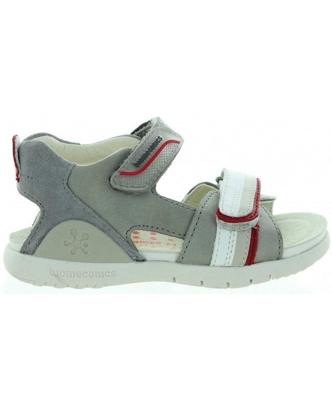 Sandals for a boy from Europe with arches 
