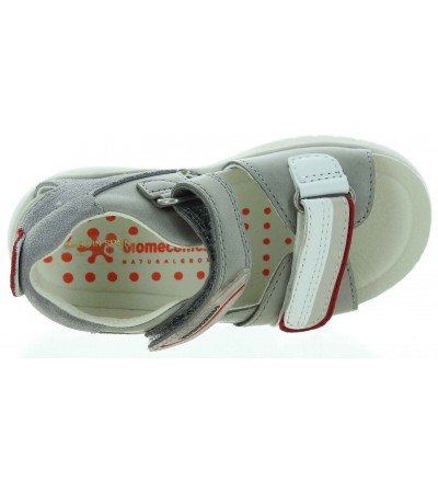 Sandals for a boy from Europe with arches 