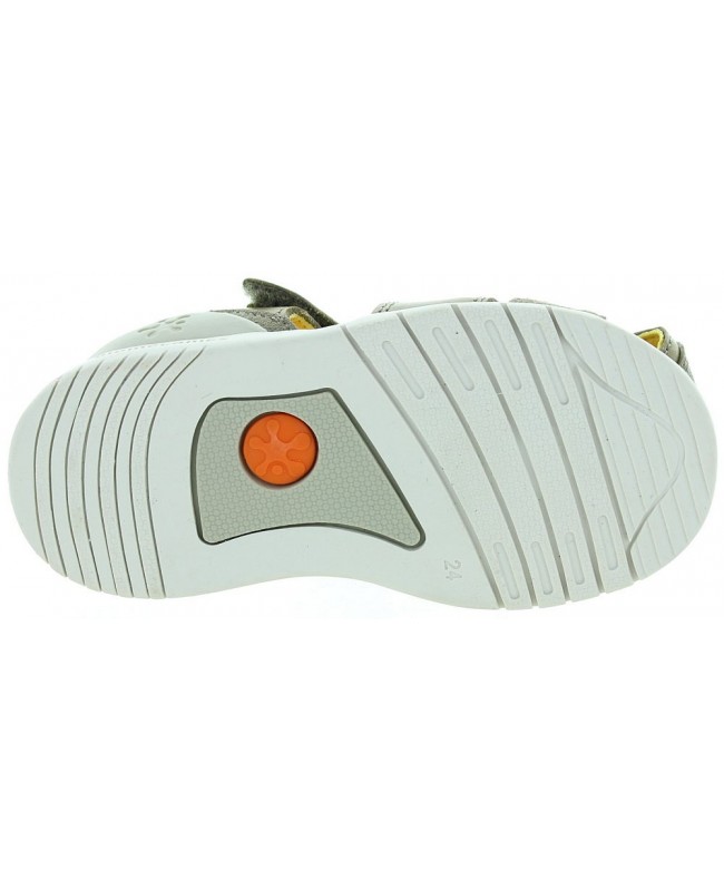Orthopedic sandals for boys closed back 