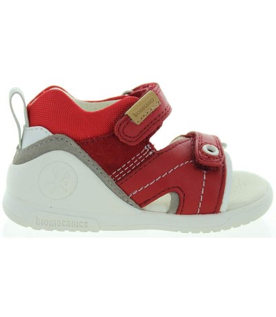 Sandals to support weak ankles in toddlers