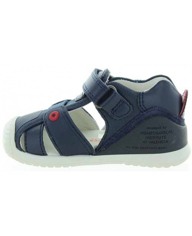 Natural leather sandals for boys learning to walk 
